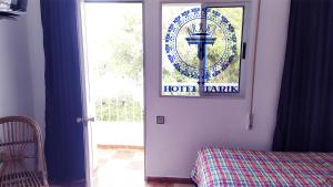 Voodi või voodid majutusasutuse HOTEL TARIK Fnideq toas