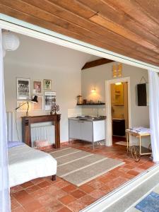 Kuchyň nebo kuchyňský kout v ubytování Villa Tourelle