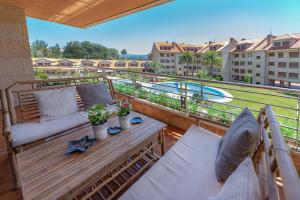 Πισίνα στο ή κοντά στο Apartamento en la Isla de la Toja