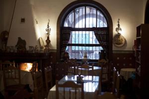 Un restaurante o sitio para comer en El Mesón de Despeñaperros