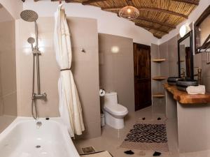 Ванная комната в Lodge Atacama Horse