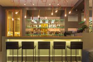 Salone o bar di O Monot Boutique Hotel Beirut