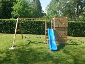 Herní místnost nebo prostor pro děti v ubytování Holiday Home in Luxembourg with Pool