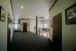 Foto dalla galleria di HUSTON a Chust