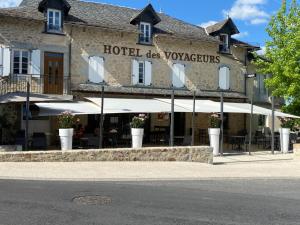 Afbeelding uit fotogalerij van Hotel Des Voyageurs in Le Rouget