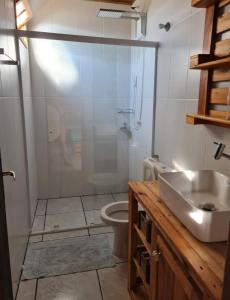 Ванна кімната в Cantinho do paraíso