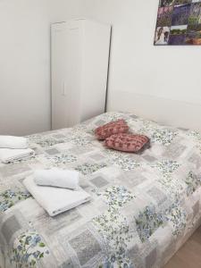 Postel nebo postele na pokoji v ubytování Seaside apartments