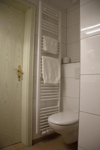 Koupelna v ubytování Hotel Spitze Warte + 11 fotografií