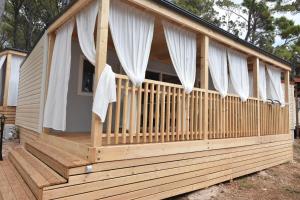 Galerija fotografija objekta Mobile Homes Sara - Camping Baško Polje , Adriatic , Dalmatia u Baškoj vodi