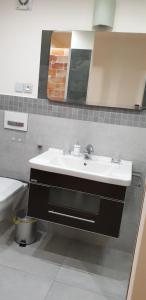 Fotografie z fotogalerie ubytování Elias Luxury apartment v destinaci Bukol