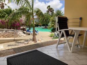 Bazén v ubytování Seru Coral Resort studio 16 nebo v jeho okolí