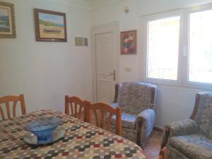 Posedenie v ubytovaní CASA