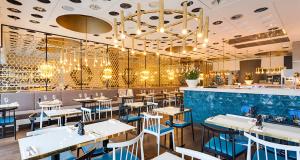 En restaurant eller et andet spisested på The Courtfield Plaza