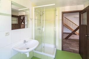 Bathroom sa Ubytování Filipova Hora