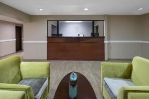 Istumisnurk majutusasutuses FairBridge Inn Express Nyack