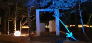 A garden outside Viviendas Ferrer-Es Mal Pas