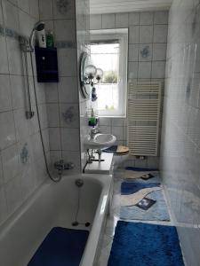 Koupelna v ubytování Ferienwohnung Waldblick Oberhof