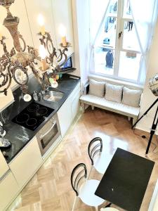 Kuchnia lub aneks kuchenny w obiekcie MONDRIAN Luxury Suites & Apartments Old Town