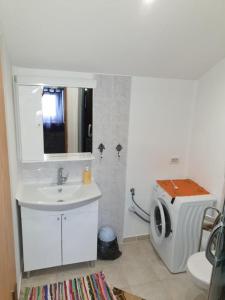 Fotografie z fotogalerie ubytování Penthouse Prvic Luka v destinaci Prvić Luka + 22 fotografií