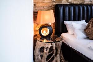 Postel nebo postele na pokoji v ubytování Hotel Weisser Bär
