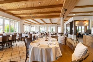 Restavracija oz. druge možnosti za prehrano v nastanitvi Hotel Restaurant Sternen