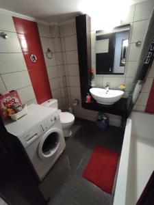 A bathroom at Marlen House Chania