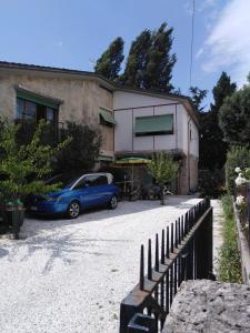 Foto de la galería de Il semaforo Una o due camere matrimoniali con bagno a pochi passi dal centro Pietrasanta, con Wi-Fi en Pietrasanta