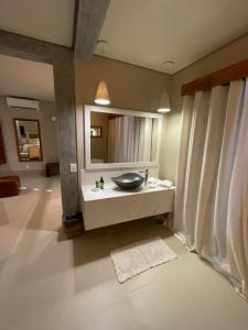 Um banheiro em Hiu Hotel