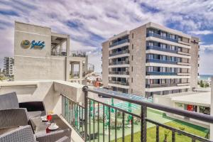 Balkón nebo terasa v ubytování Sammos Beach Resort + 37 fotografií