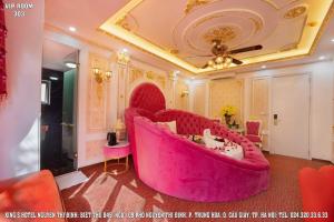 Posezení v ubytování King's Hotel Nguyễn Thị Định