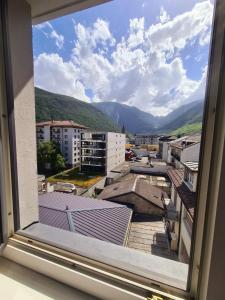 Nespecifikovaný výhled na hory nebo výhled na hory při pohledu z hotelu