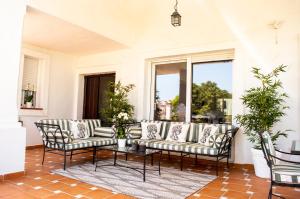 Część wypoczynkowa w obiekcie Villa Bendex Estepona Costa Del Sol