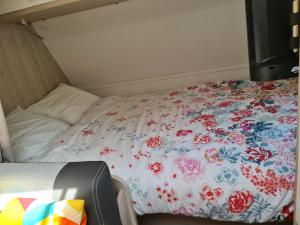 Galeriebild der Unterkunft Caravane tractable in Paliseul + 11 Fotos
