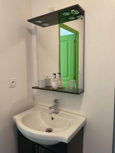 Phòng tắm tại Gîtes des châteaux : gîte C