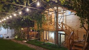 Zahrada ubytování Guest House Okropilauri