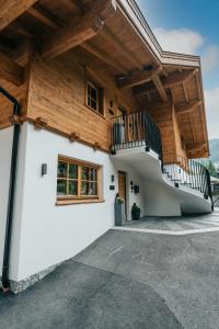 Budynek, w którym mieści się apartament