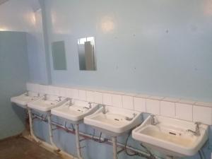 Phòng tắm tại Dirkie Uys Backpackers