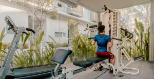 Fitness centrum a/nebo fitness zařízení v ubytování The Rooms Apartment Bali by ARM Hospitality