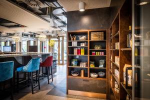 MASEVEN München Messe Trudering的咖啡和沏茶工具