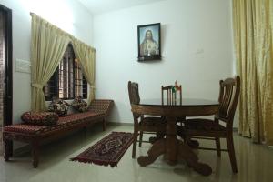 Aaron's Homestay的休息区