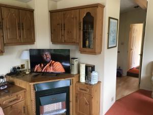 TV a/nebo společenská místnost v ubytování BLICK