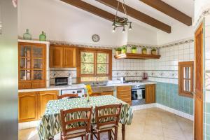A kitchen or kitchenette at Son Pou