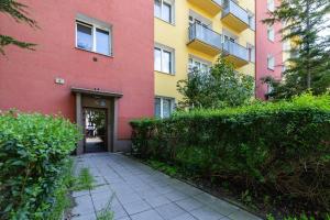 Budova, v ktorej sa apartmán nachádza