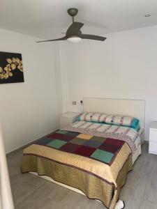 Postel nebo postele na pokoji v ubytování Costa Adeje-2 bed.apartment with double terrace