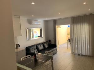 Posezení v ubytování Costa Adeje-2 bed.apartment with double terrace