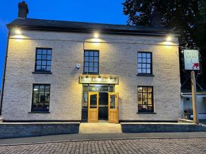 The Red Lion, Stretham
