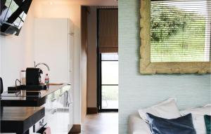 two images of a kitchen and a living room at De Duinparel in Bergen aan Zee