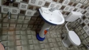 Kylpyhuone majoituspaikassa Hotel Mehraz Residency