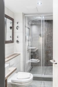 Koupelna v ubytování Hotel Demas München-Unterhaching