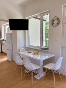 TV a/nebo společenská místnost v ubytování Apartmán Linda Slapy- Ždáň